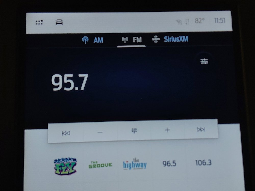 Used 2024 Ford Edge SEL image 25