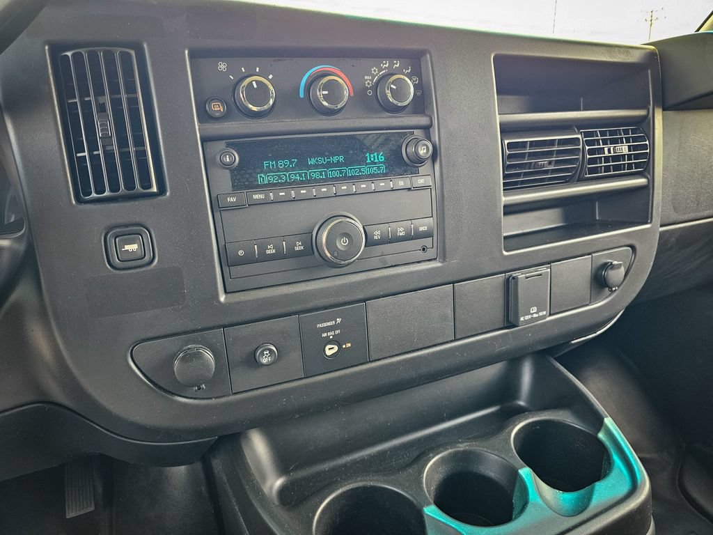 Used 2025 GMC Savana 2500 w/ Driver Convenience Package RWD image 18