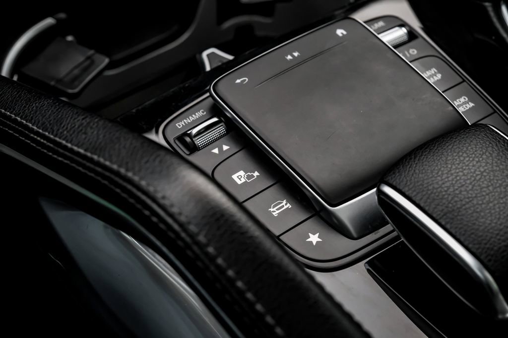 Used 2021 Mercedes-Benz GLS 580 4MATIC image 26