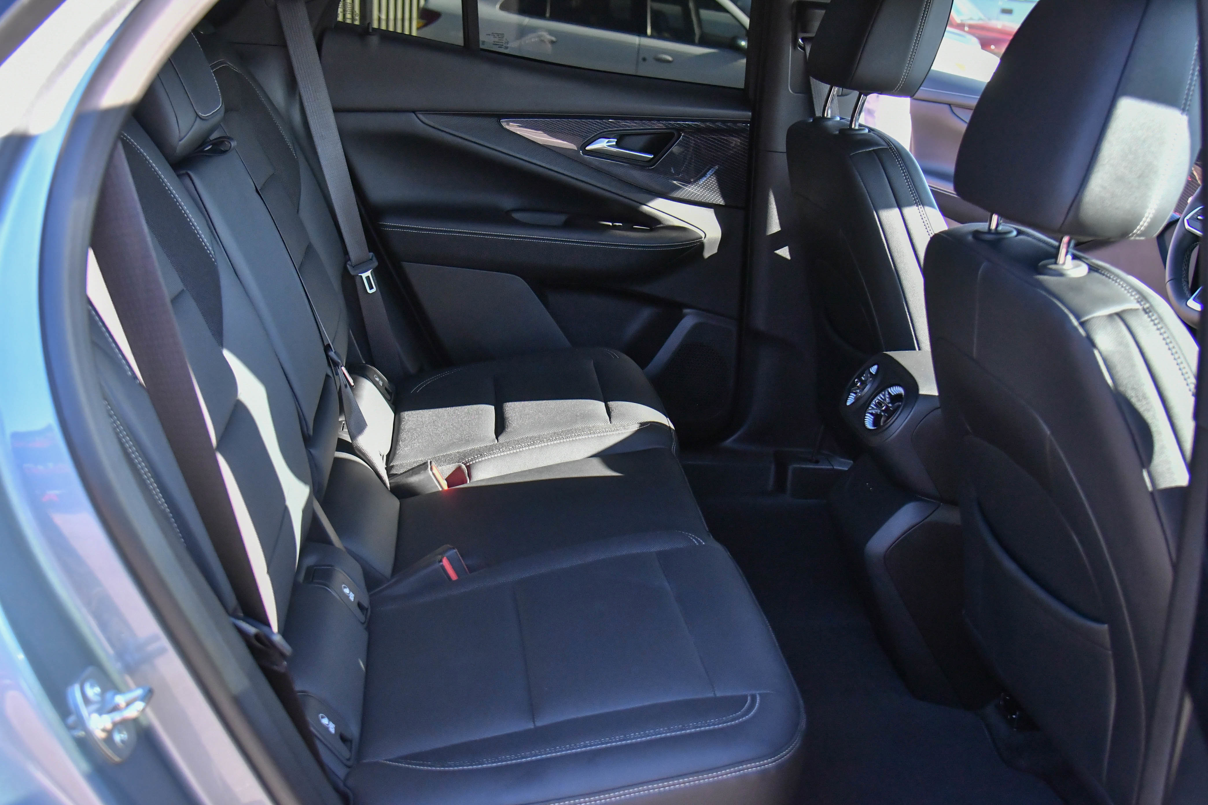 Used 2024 Chevrolet Blazer EV LT image 50