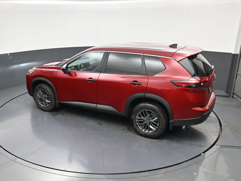 Used 2026 Nissan Rogue S FWD image 31
