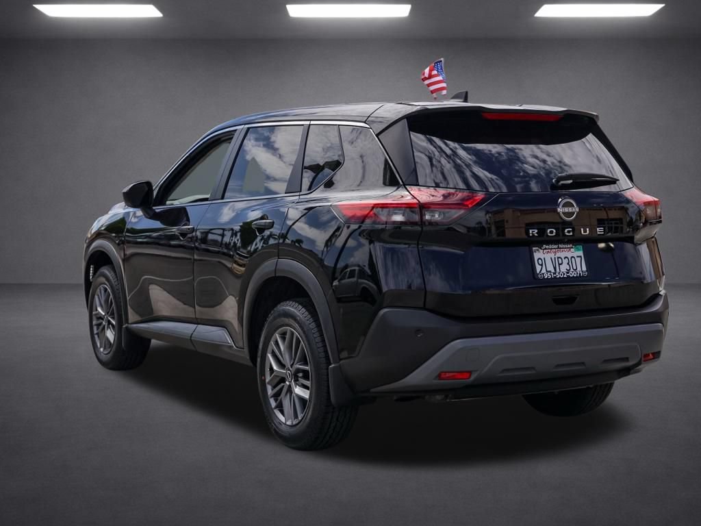 Used 2023 Nissan Rogue S FWD image 6