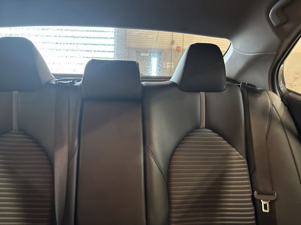 Used 2023 Toyota Camry SE image 18