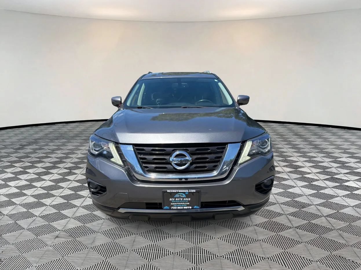 Used 2019 Nissan Pathfinder SV w/ SV Tech Package AWD/4WD image 2