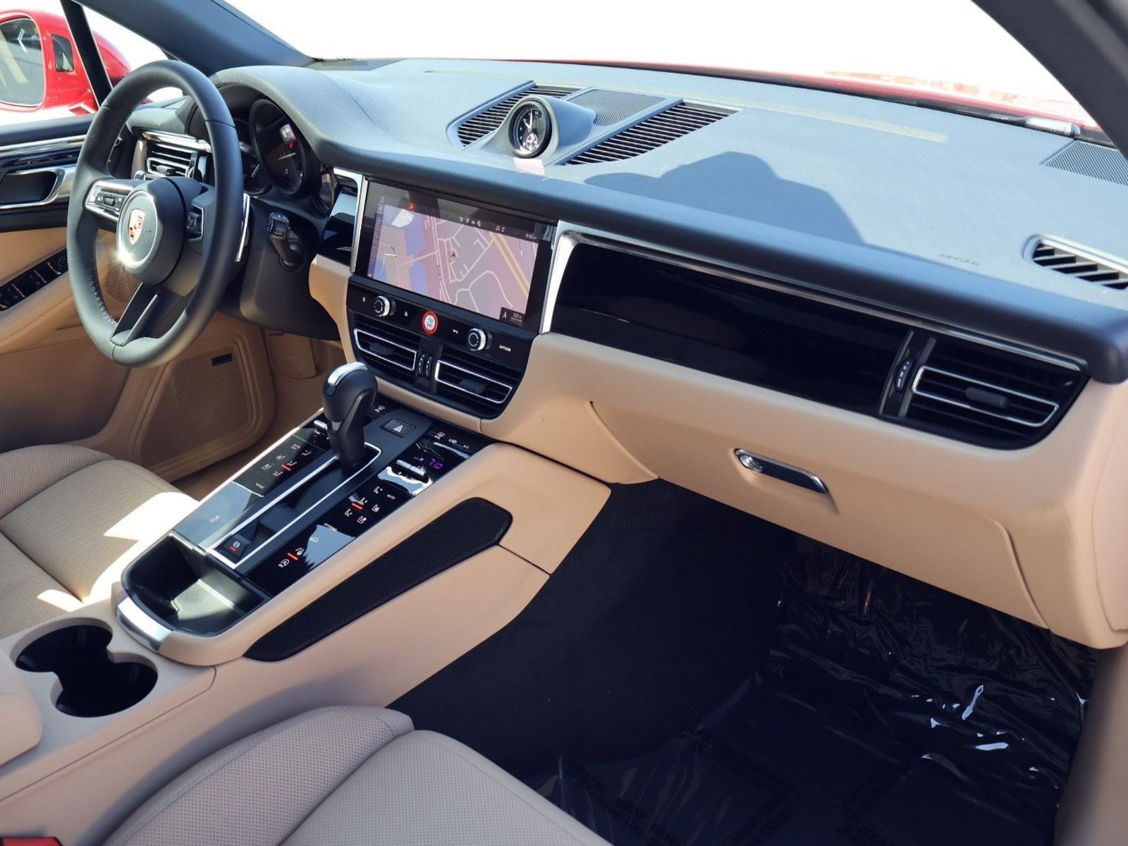 New 2026 Porsche Macan AWD/4WD image 23