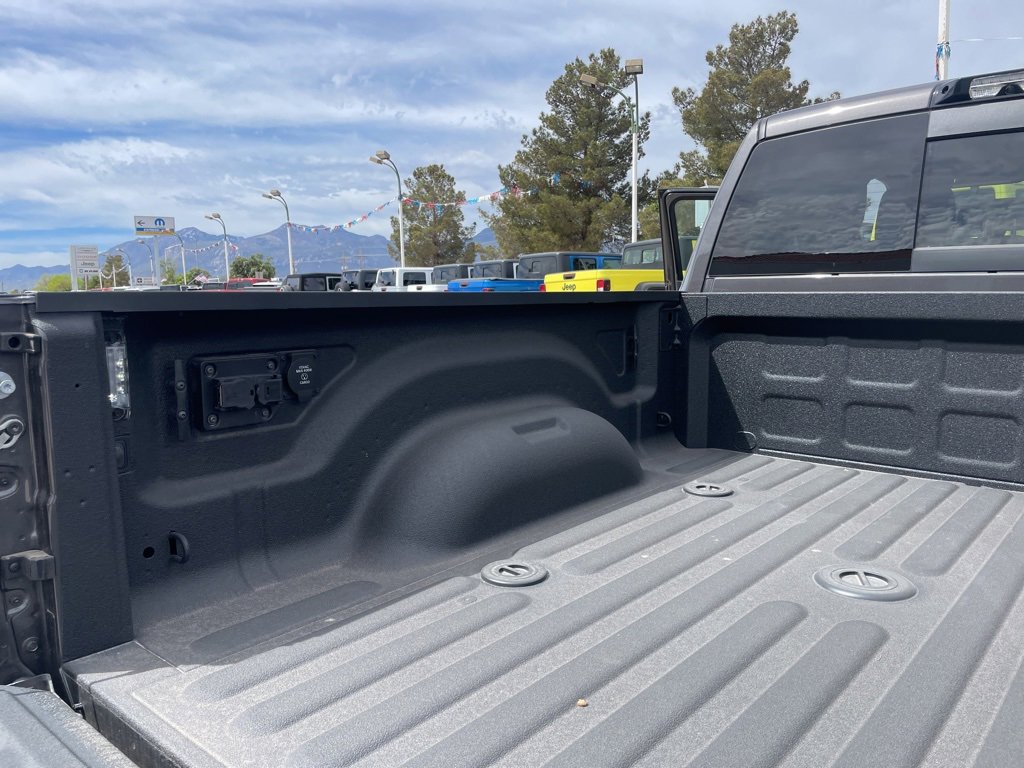 New 2024 RAM 2500 Big Horn w/ Night Edition image 39