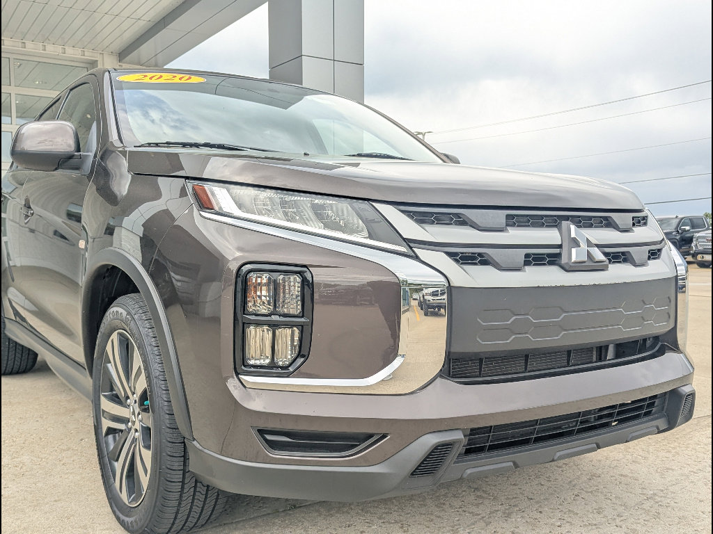 Used 2020 Mitsubishi Outlander Sport ES FWD image 12