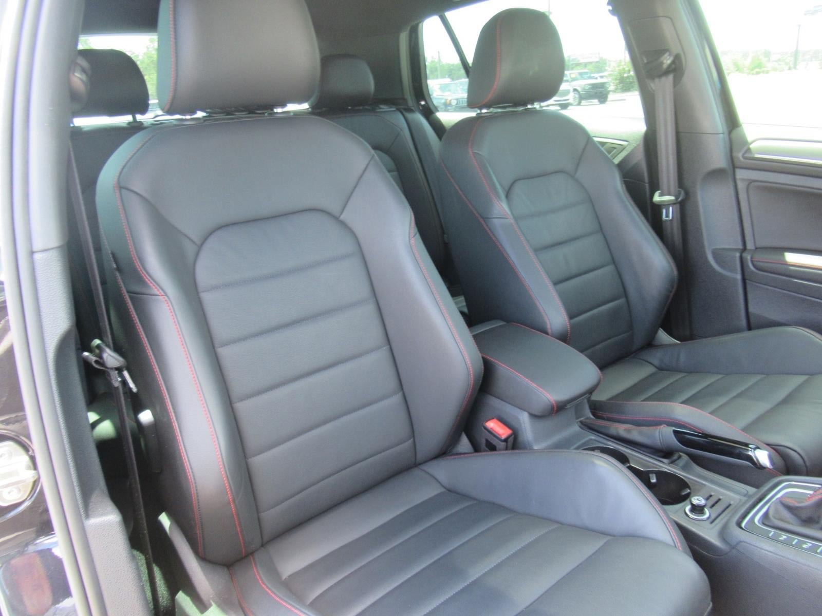 Used 2018 Volkswagen GTI Autobahn FWD image 9