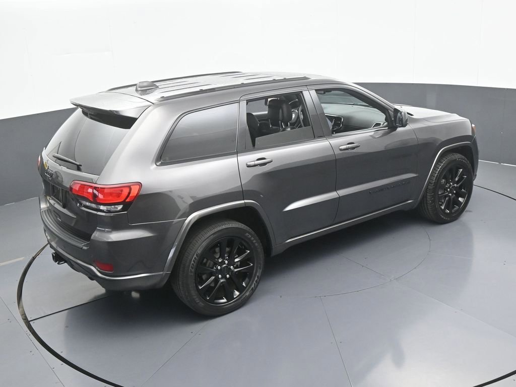 Used 2019 Jeep Grand Cherokee Altitude image 44