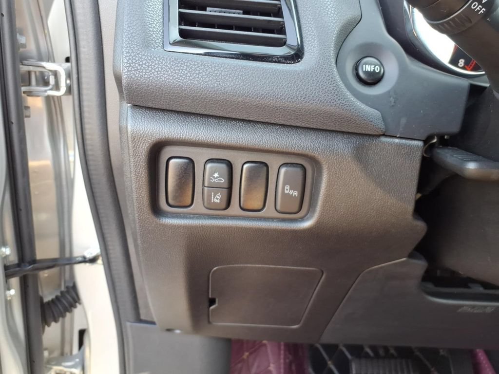 Used 2022 Mitsubishi Outlander Sport SE FWD image 10