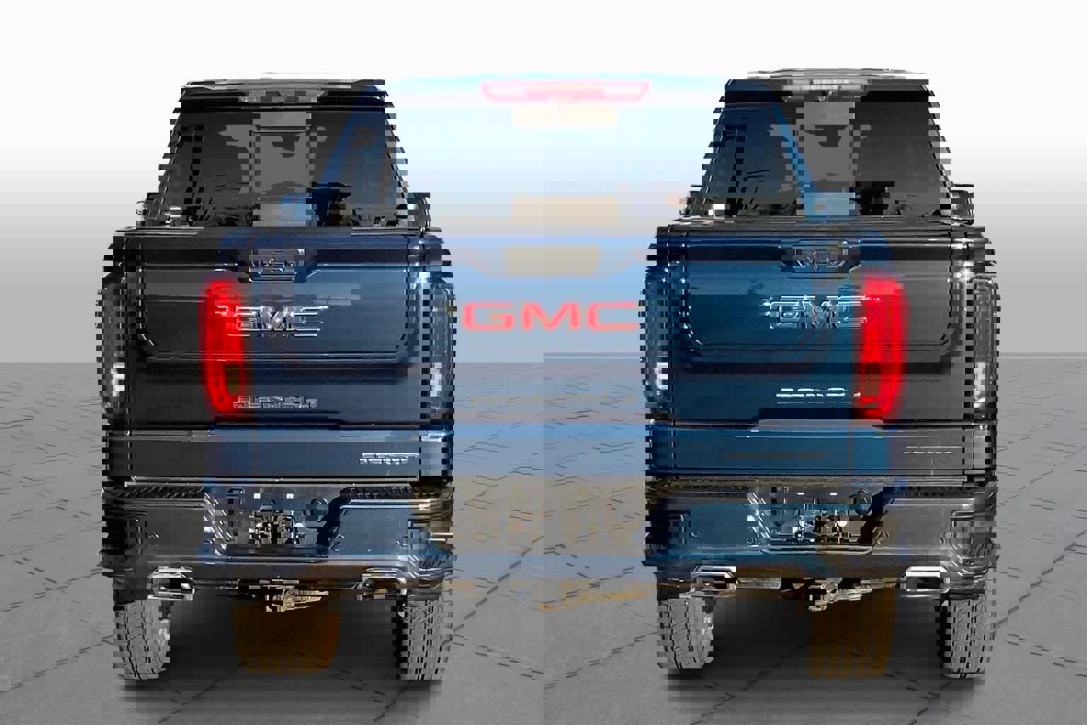 Used 2023 GMC Sierra 1500 Denali w/ Denali Reserve Package image 5