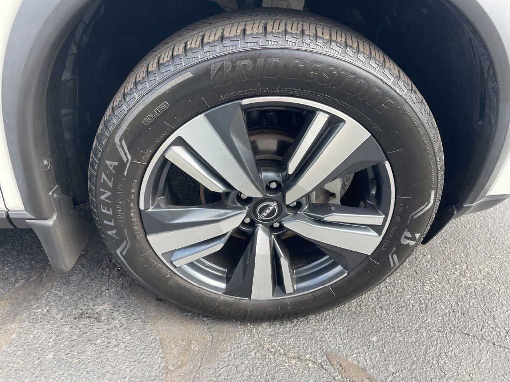 Certified 2023 Nissan Rogue SL w/ SL Premium Package image 32