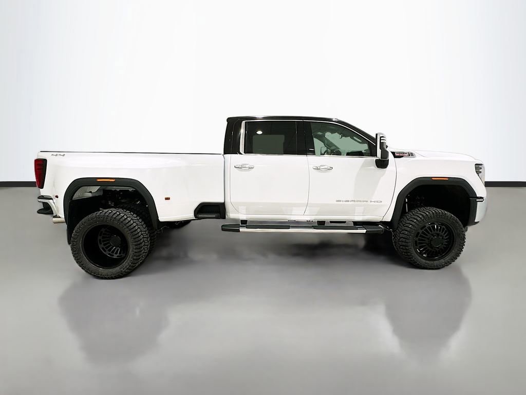New 2026 GMC Sierra 3500 SLT w/ SLT Convenience Package AWD/4WD image 8