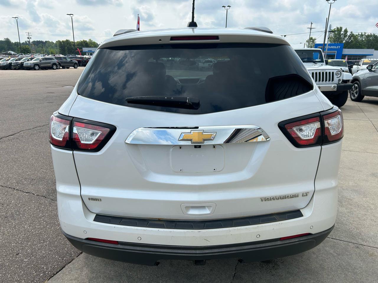 Used 2016 Chevrolet Traverse LT AWD/4WD image 6
