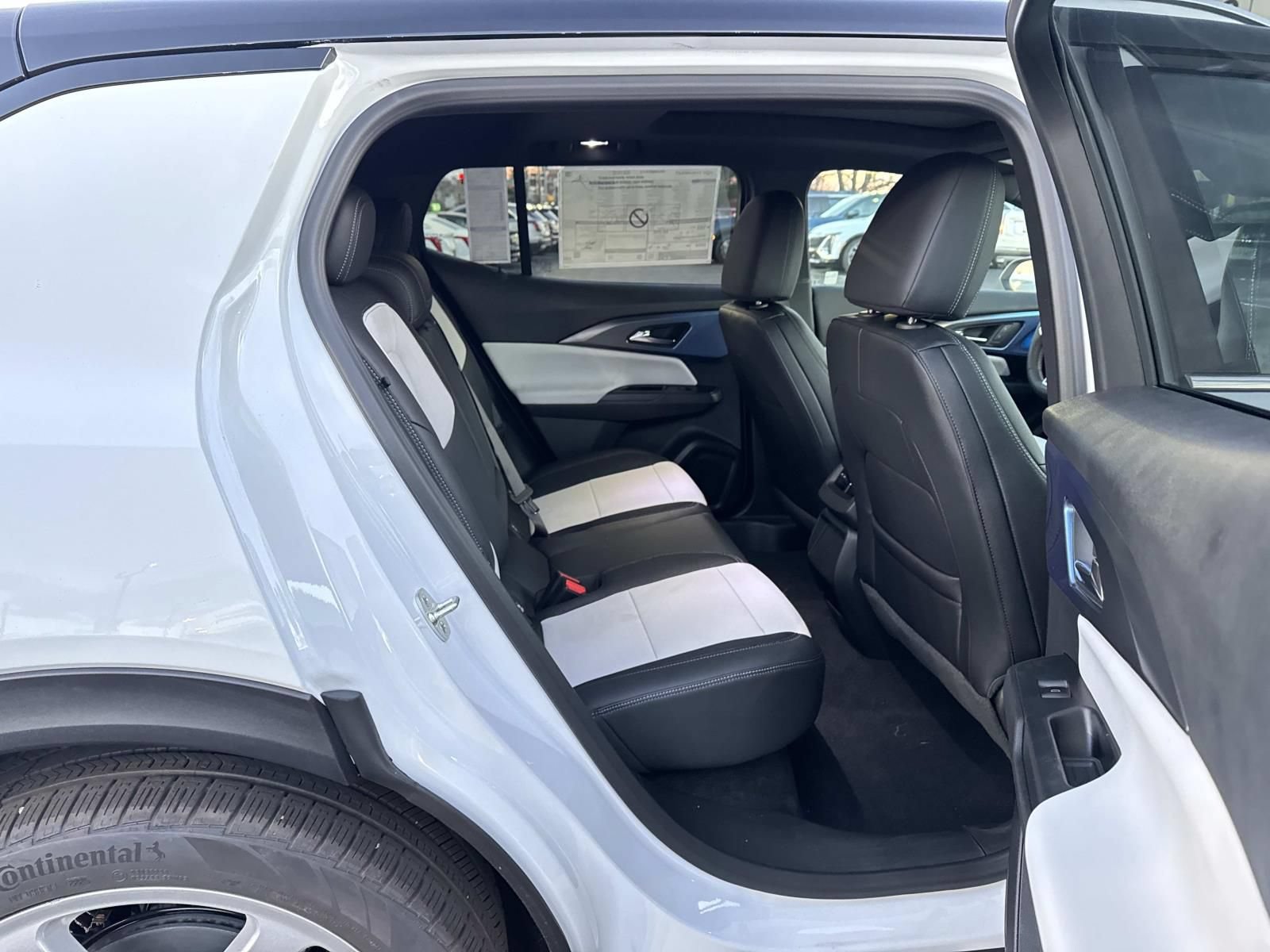 New 2026 Chevrolet Equinox EV LT AWD/4WD image 12