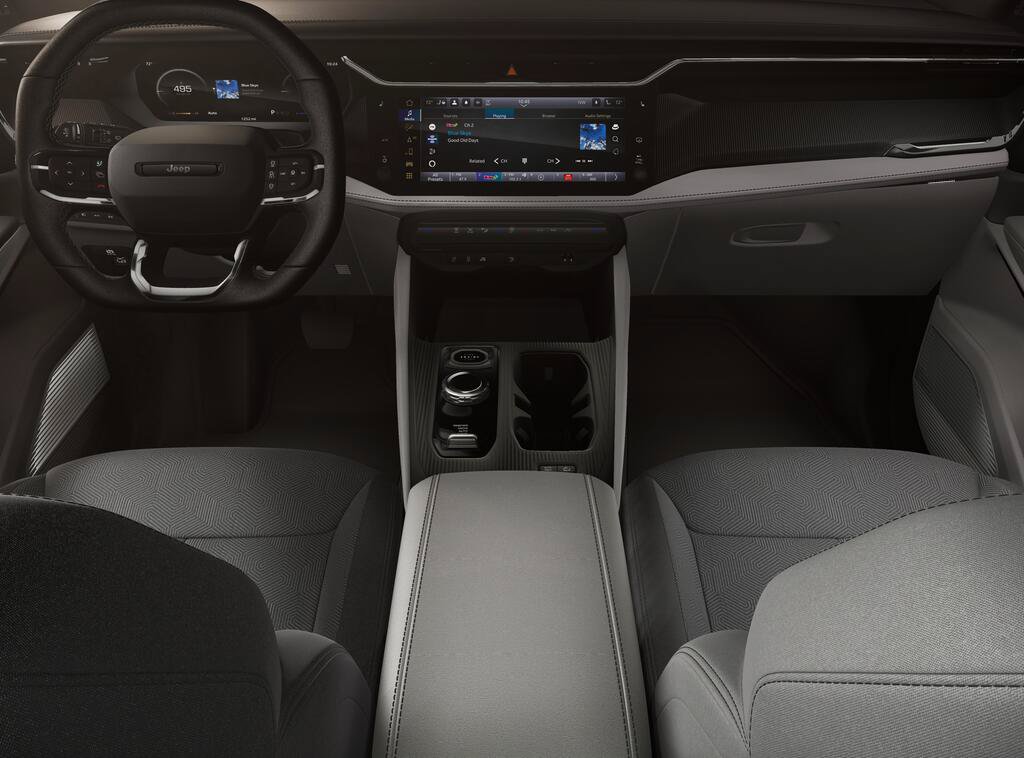New 2026 Jeep Cherokee Laredo AWD/4WD image 5