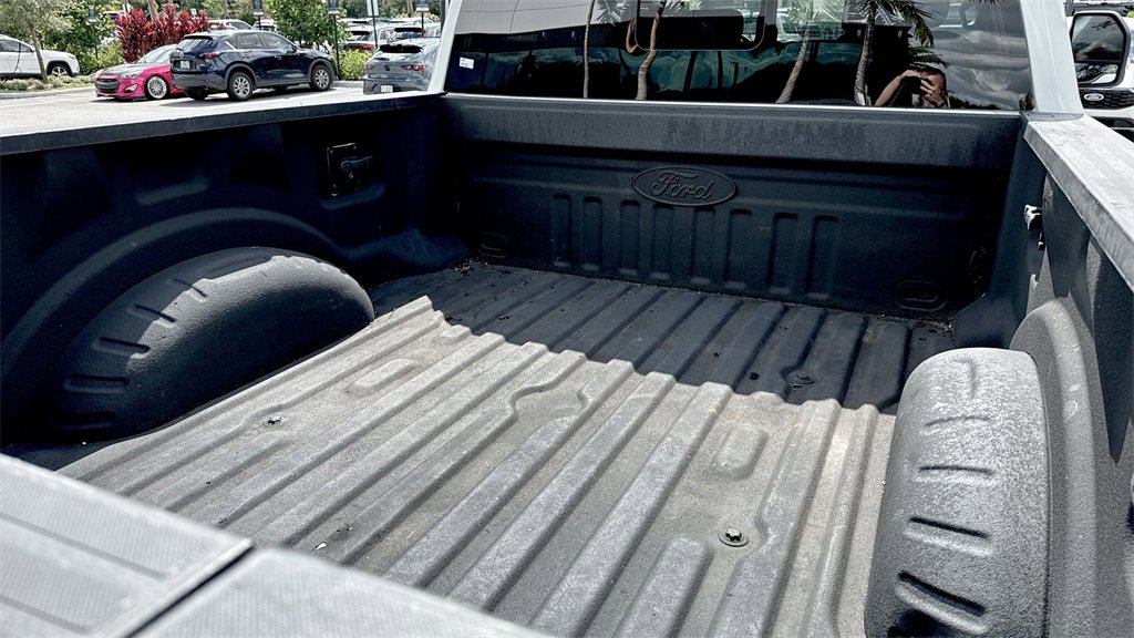 Used 2017 Ford F350 Lariat w/ Chrome Package image 59