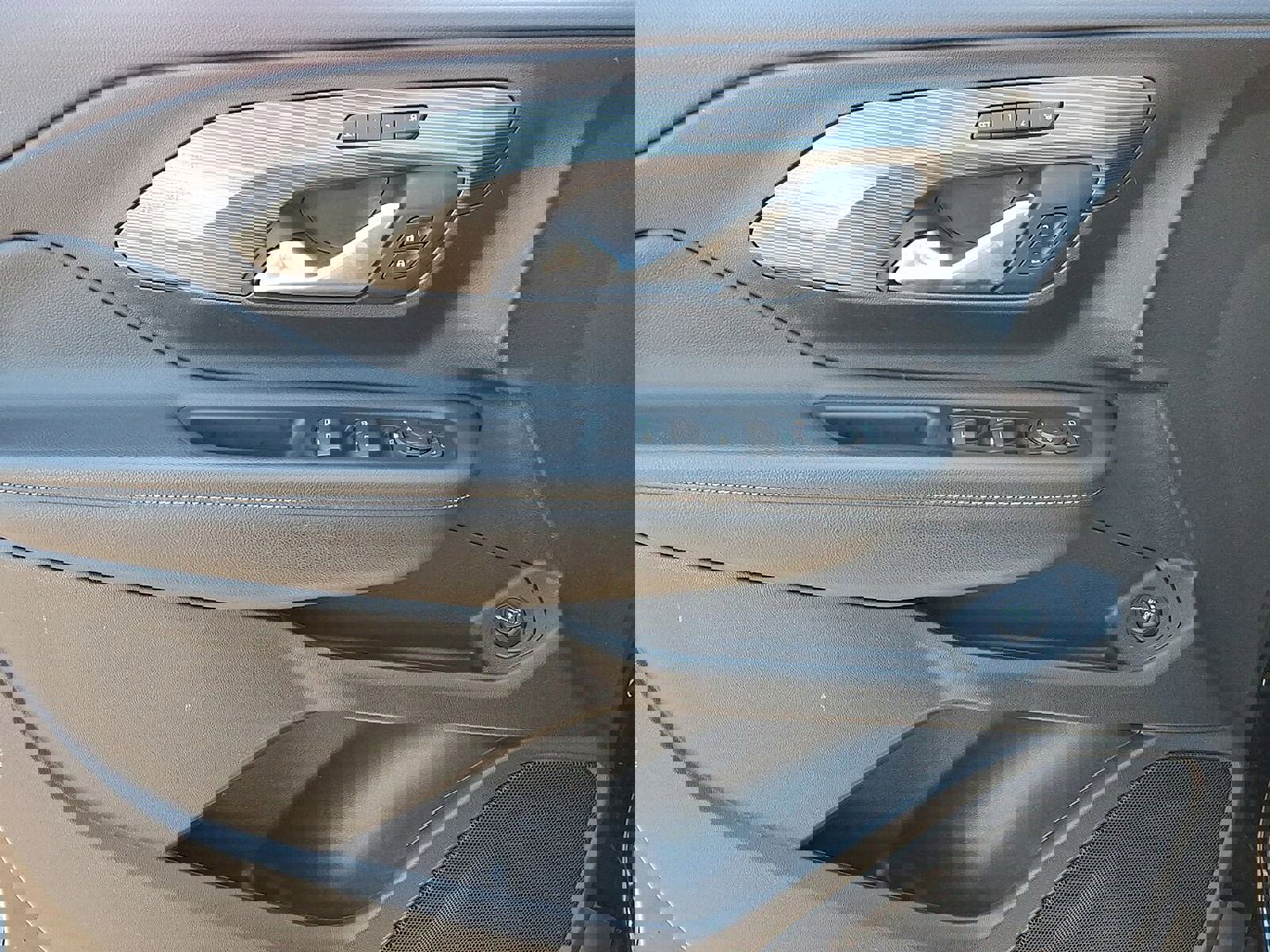 Certified 2023 GMC Terrain SLT w/ Tech Package image 22