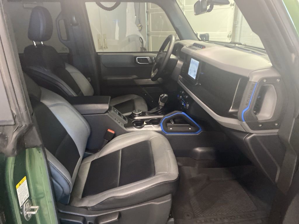 Used 2022 Ford Bronco Black Diamond image 13