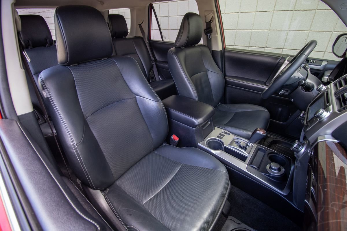 Used 2016 Toyota 4Runner Limited AWD/4WD image 21