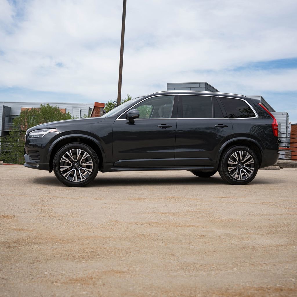 Used 2021 Volvo XC90 T5 Momentum w/ Advanced Package image 3