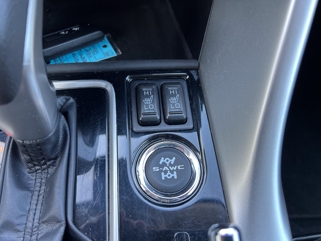 Used 2024 Mitsubishi Eclipse Cross AWD image 27