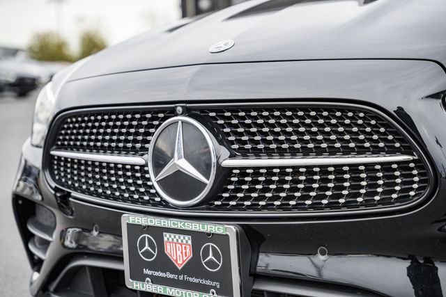 Used 2023 Mercedes-Benz E 350 4MATIC Sedan image 12