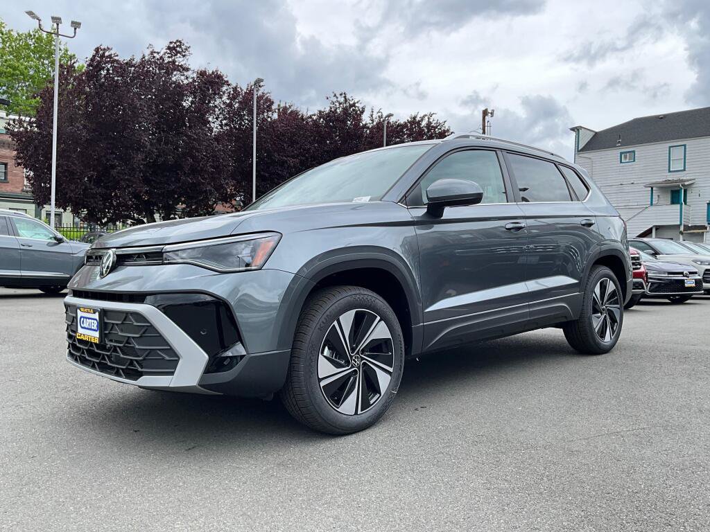 New 2026 Volkswagen Taos SE AWD/4WD image 4