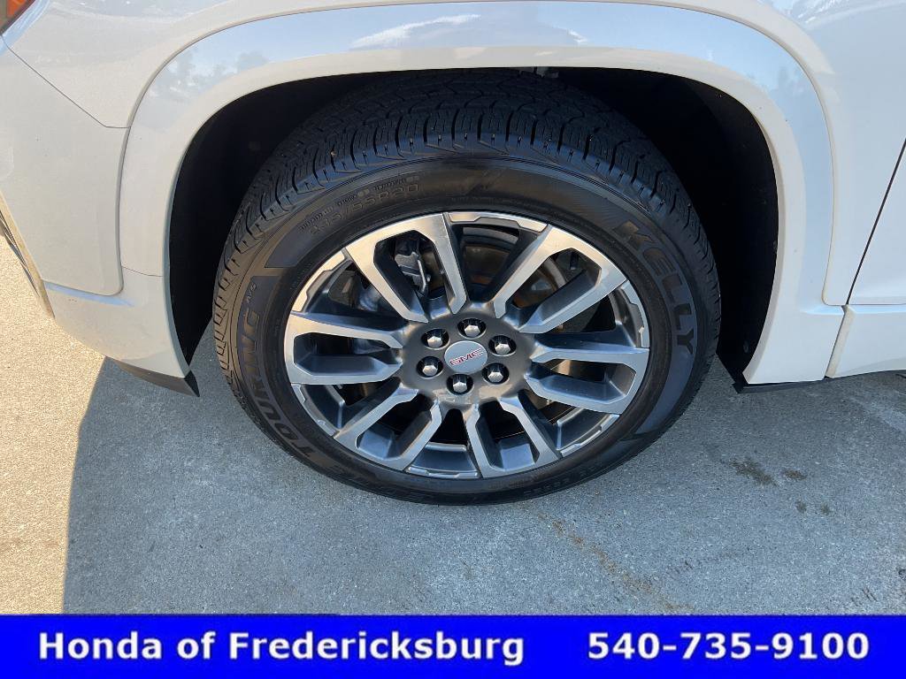 Used 2021 GMC Acadia Denali w/ Denali Ultimate Package AWD/4WD image 10