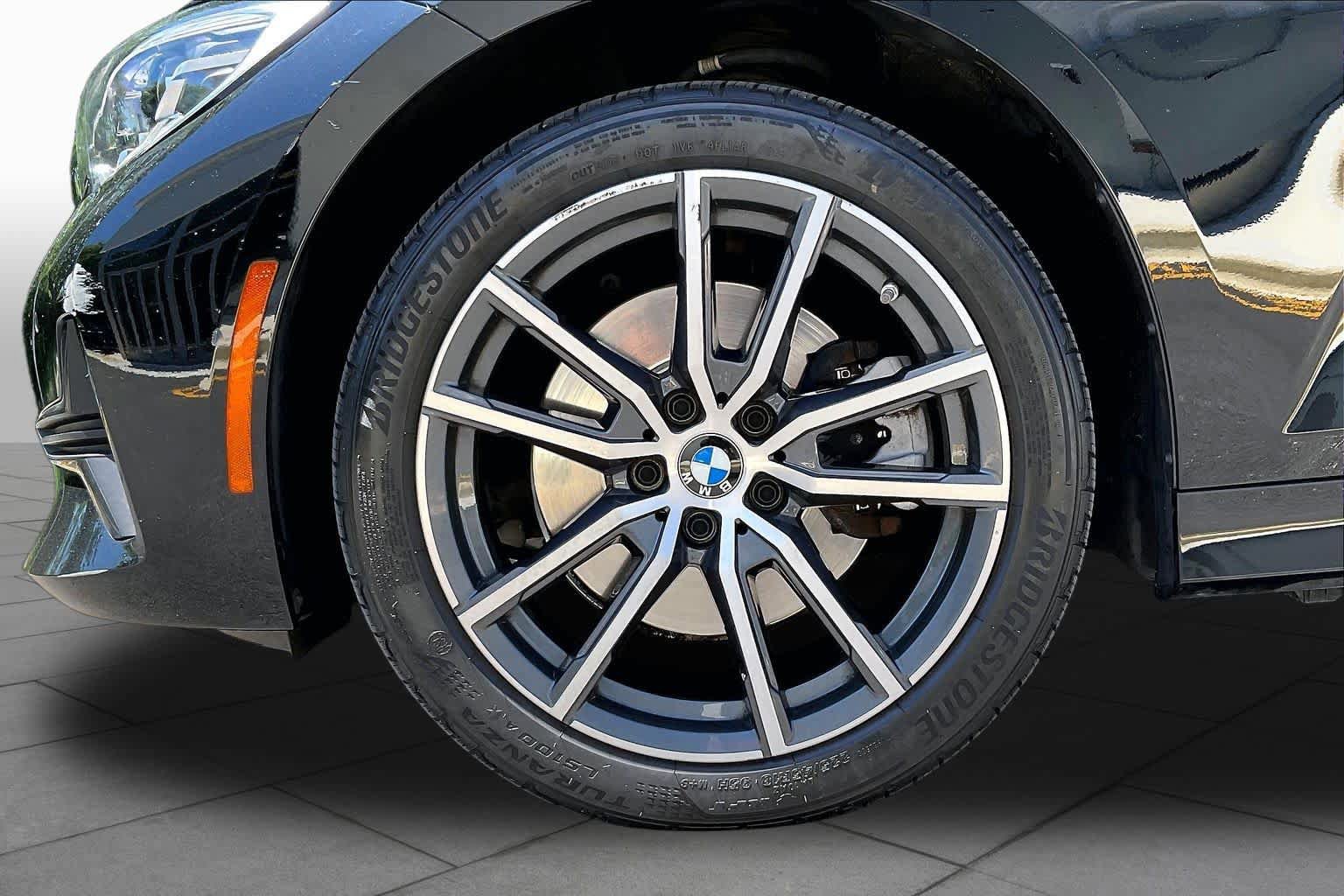 Used 2021 BMW 330i xDrive Sedan w/ Convenience Package AWD/4WD image 10