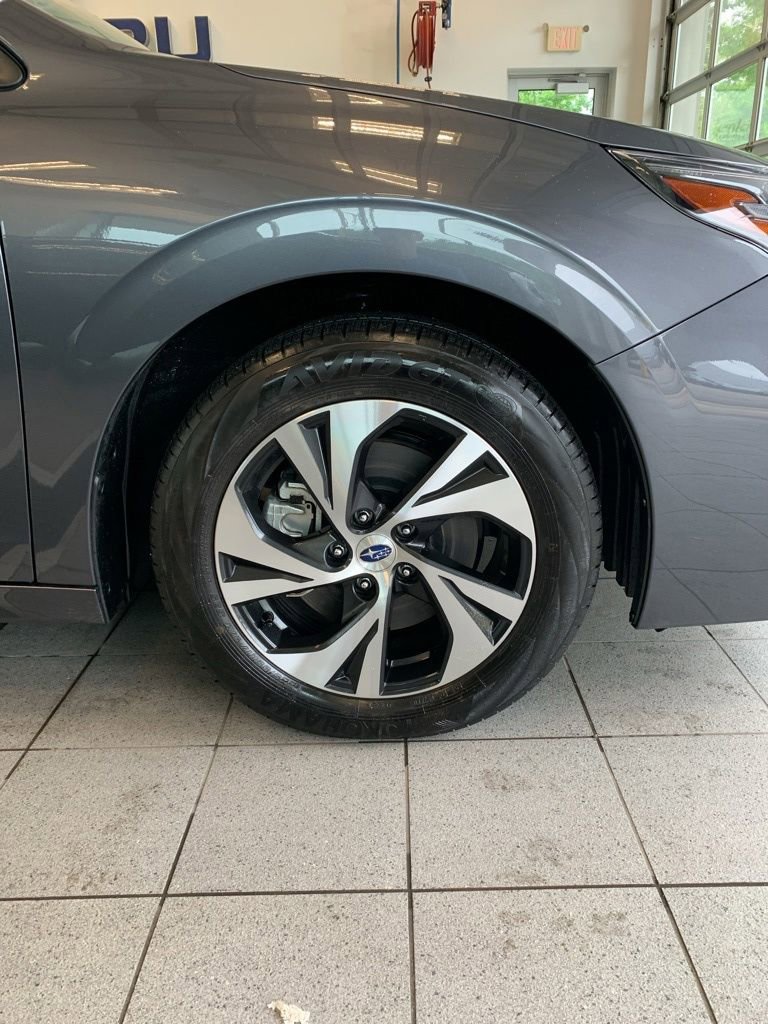 Used 2025 Subaru Legacy Premium AWD/4WD image 26