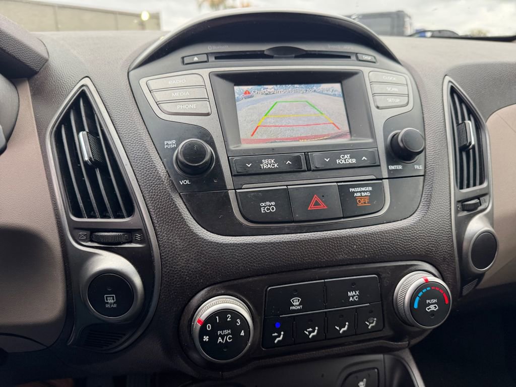Used 2014 Hyundai Tucson SE image 36