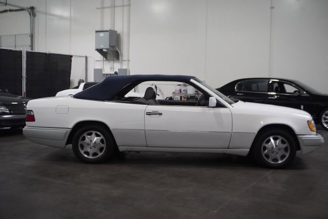 Used 1995 Mercedes-Benz E 320 Convertible image 4