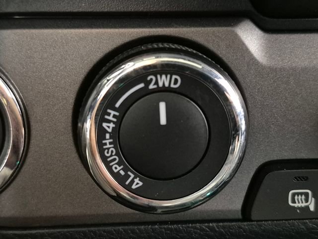 Used 2016 Toyota Tacoma TRD Sport AWD/4WD image 18