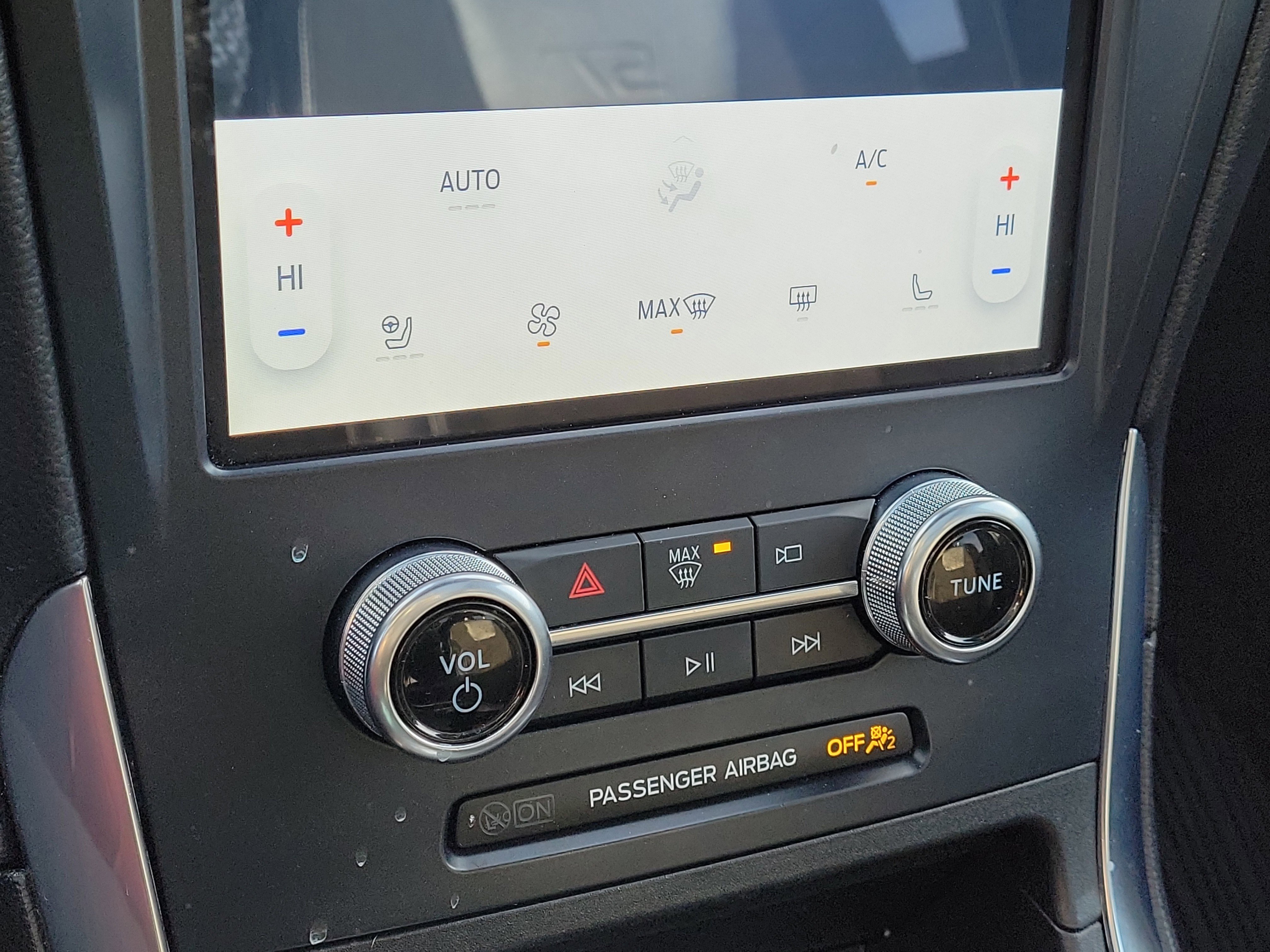 Used 2024 Ford Edge ST w/ Equipment Group 401A image 29