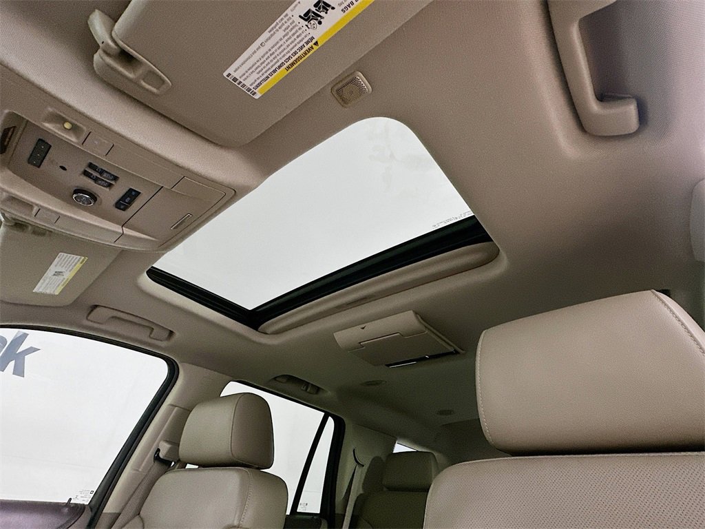 Used 2015 GMC Yukon SLT w/ Open Road Package image 27
