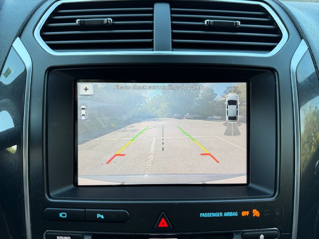 Used 2018 Ford Explorer Limited FWD image 9