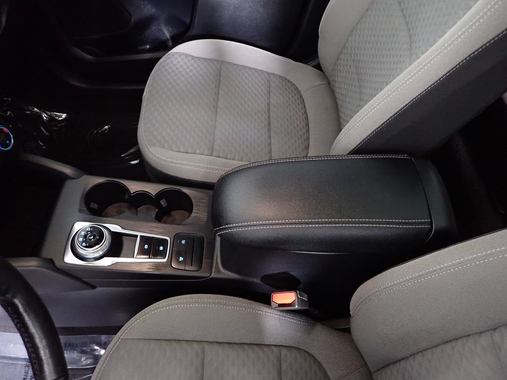 Used 2021 Ford Escape SE w/ Cold Weather Package FWD image 28