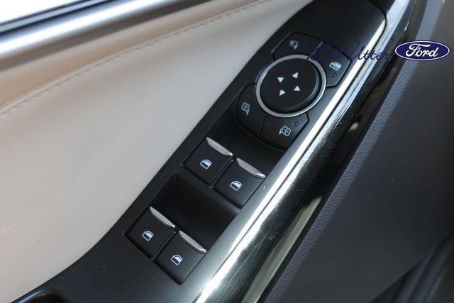 Certified 2022 Ford Explorer Platinum image 24