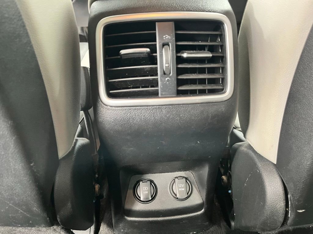 Used 2019 Kia Sportage EX w/ EX Sport Appearance Package AWD/4WD image 32