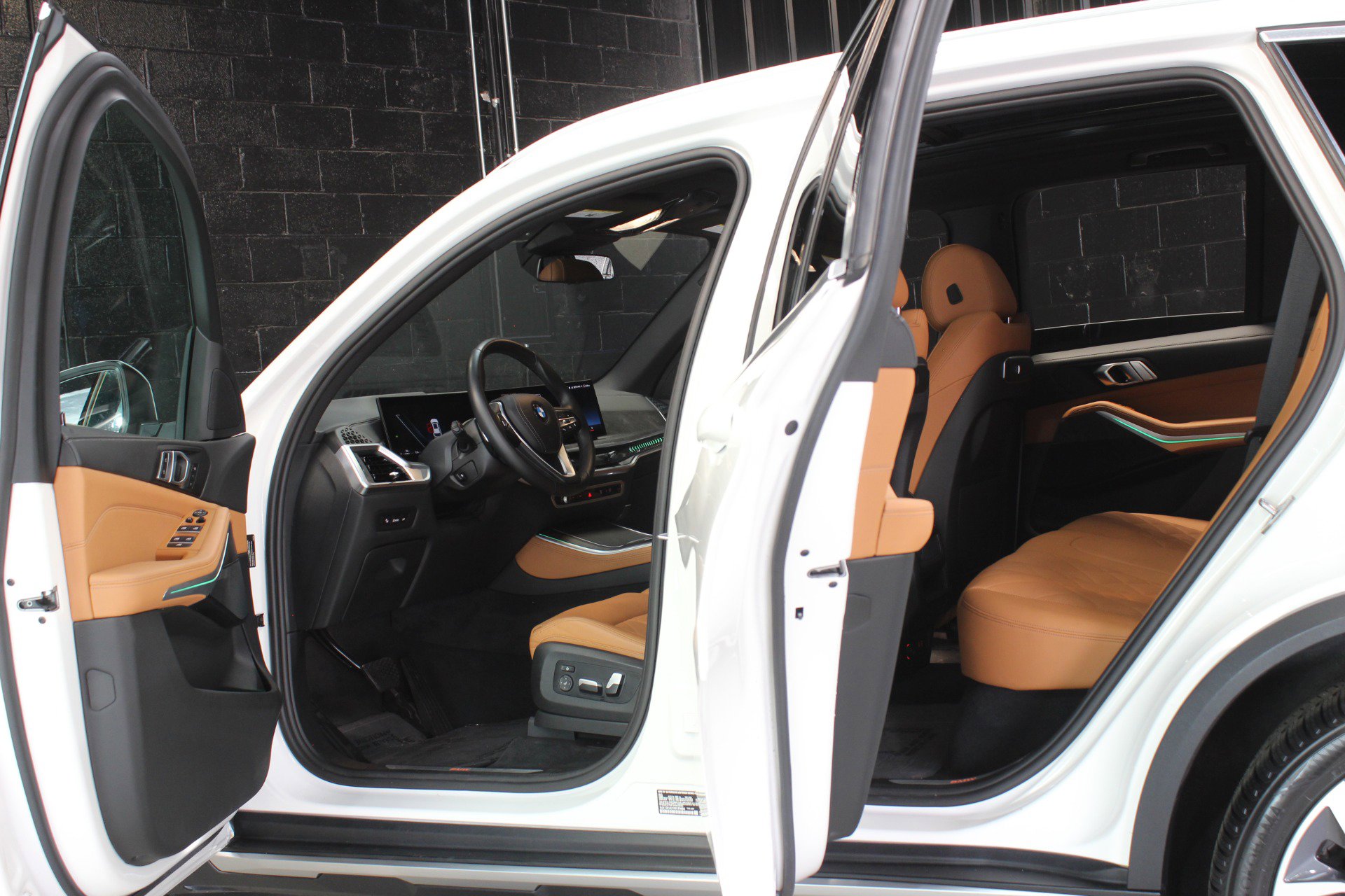 Used 2024 BMW X5 sDrive40i RWD image 28