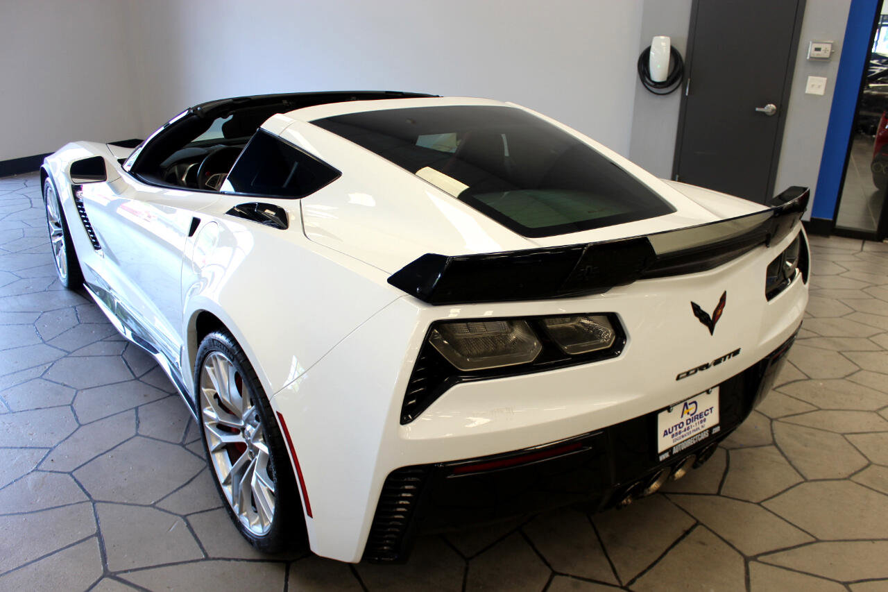 Used 2019 Chevrolet Corvette Z06 w/ Z07 Performance Package image 8