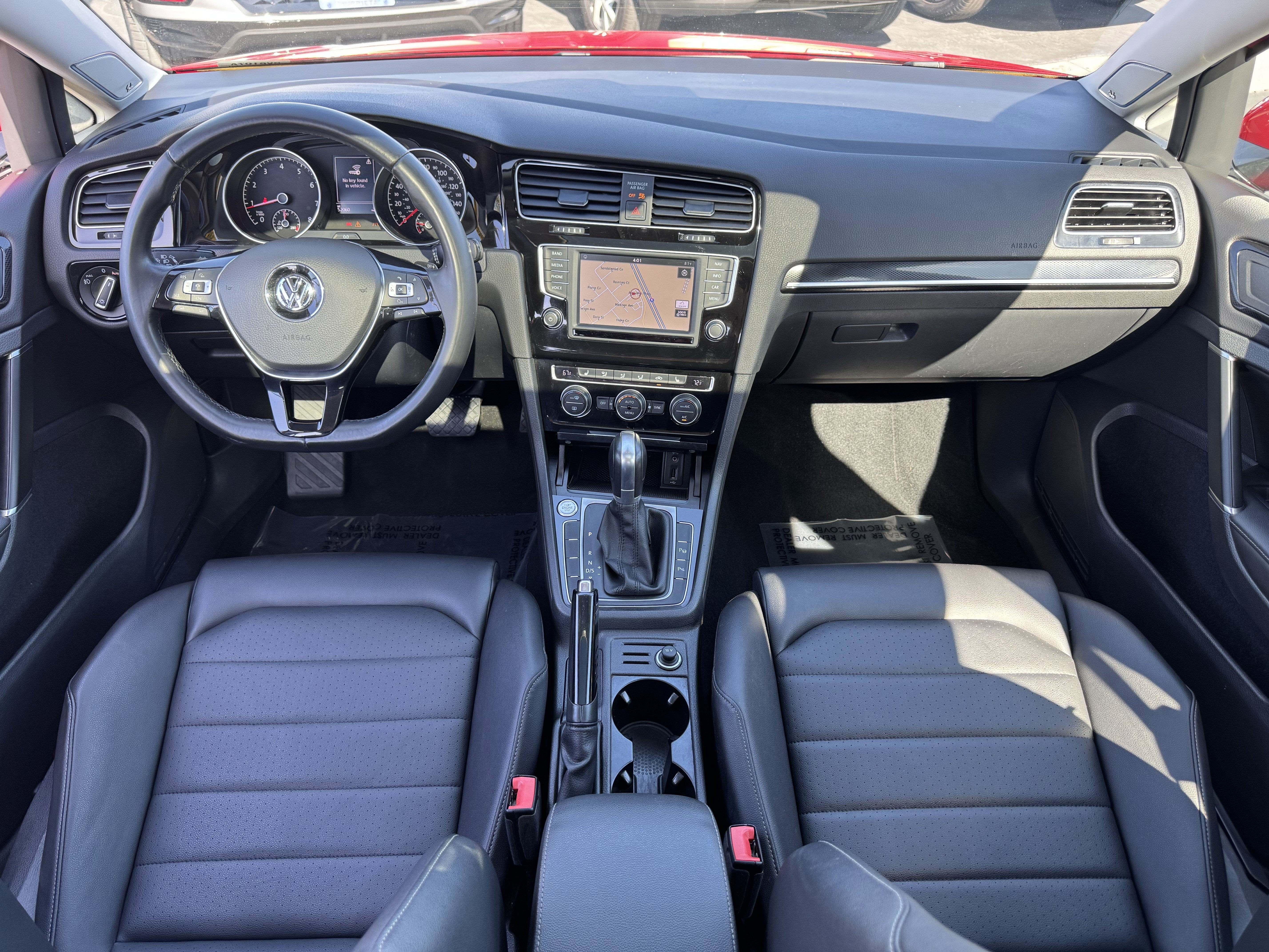 Used 2017 Volkswagen Golf SEL FWD image 35