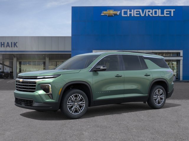 New 2027 Chevrolet Traverse LT w/ Driver Confidence Package FWD image 2