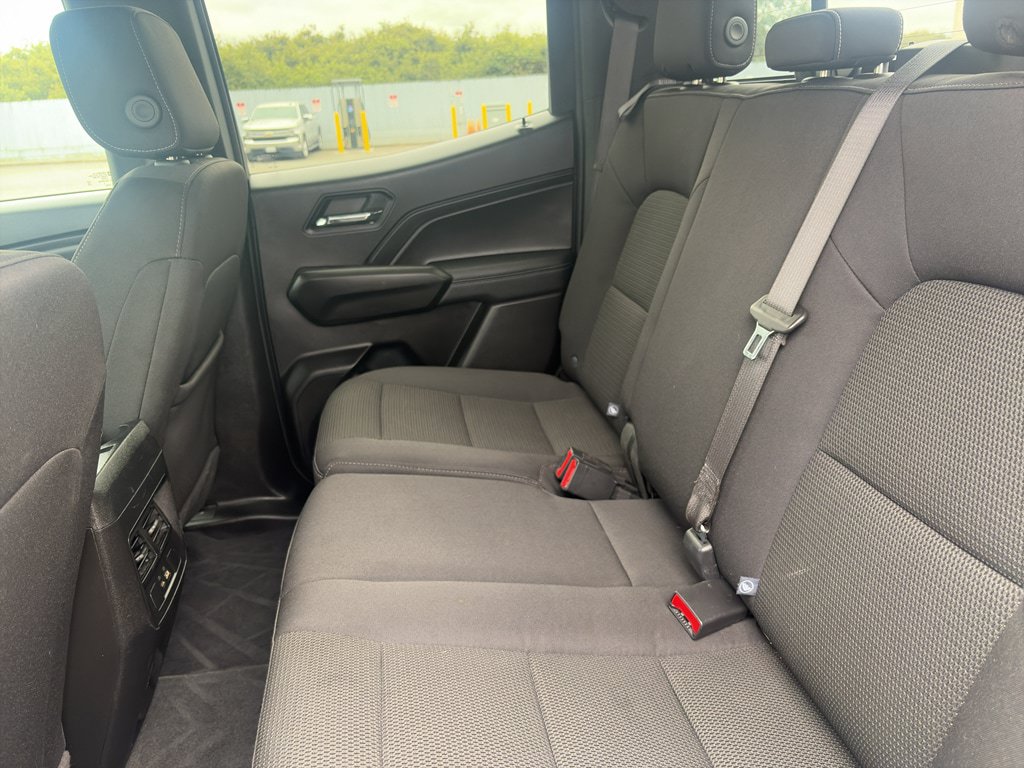 Used 2024 GMC Canyon Elevation w/ Convenience Package AWD/4WD image 14