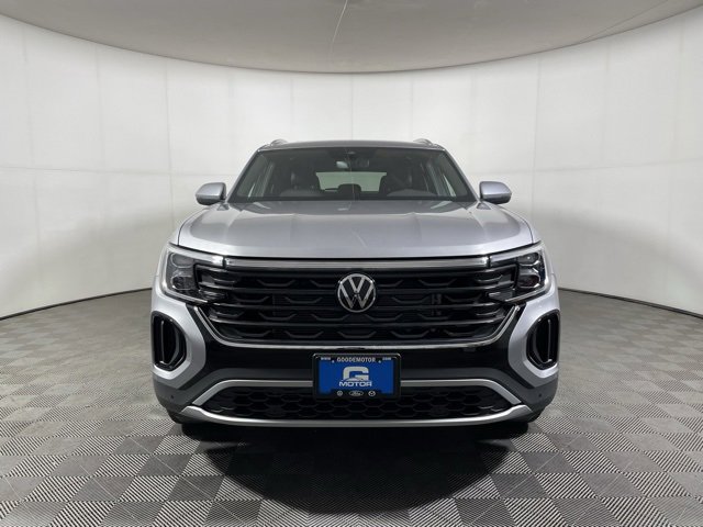 New 2025 Volkswagen Atlas Cross Sport SE image 3