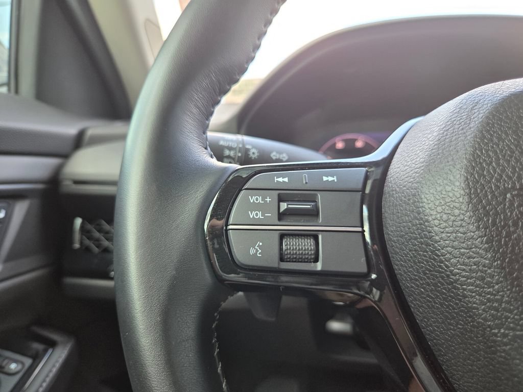 Used 2024 Honda Accord Touring image 25