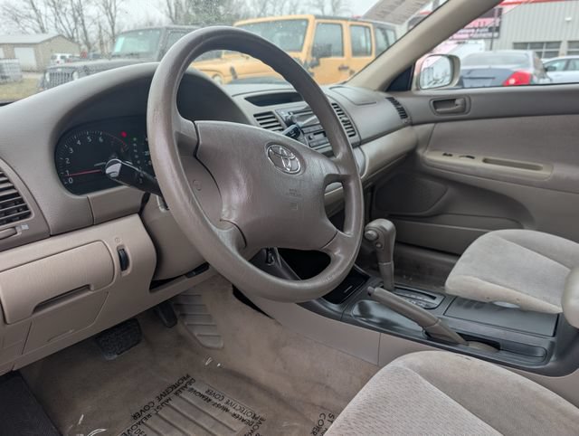 Used 2002 Toyota Camry FWD image 8