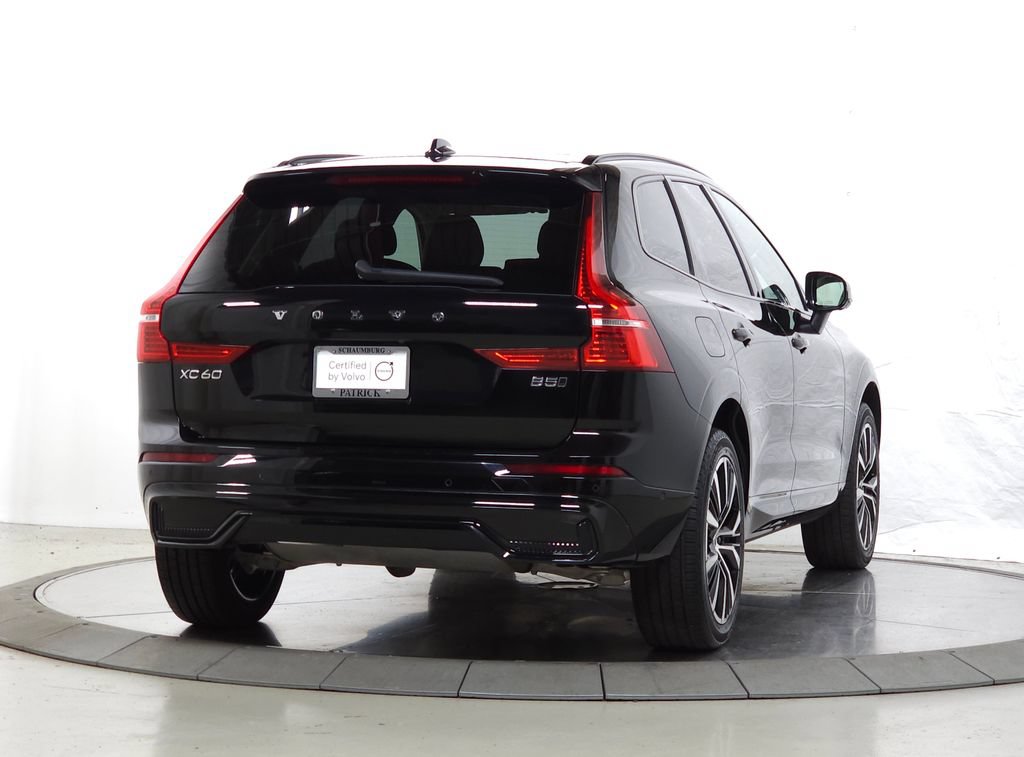 Certified 2025 Volvo XC60 B5 Plus AWD/4WD image 10