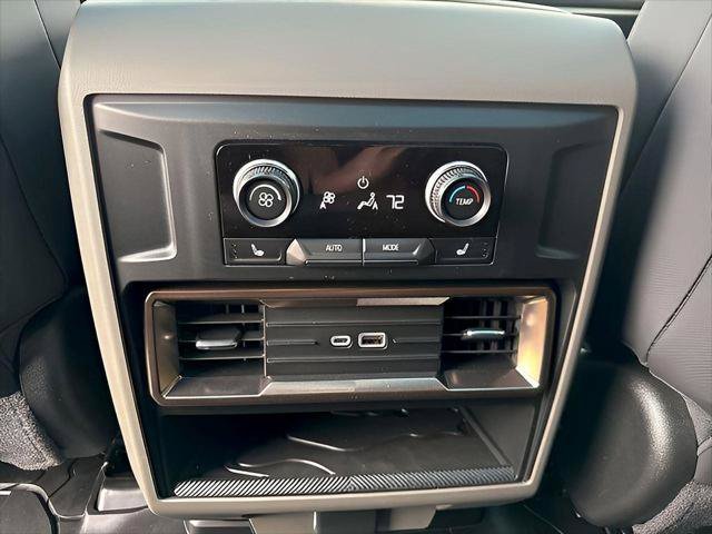 New 2024 GMC Hummer EV 3X w/ LPO, Illumination Package AWD/4WD image 24